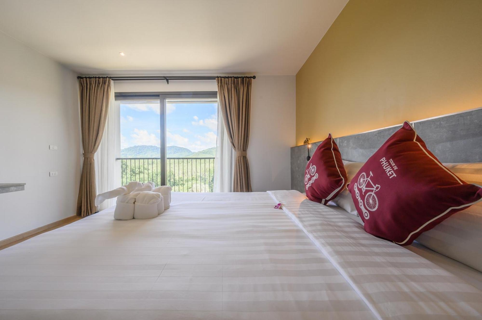 Tour De Phuket Hotel - Sha Plus Таланг Екстериор снимка