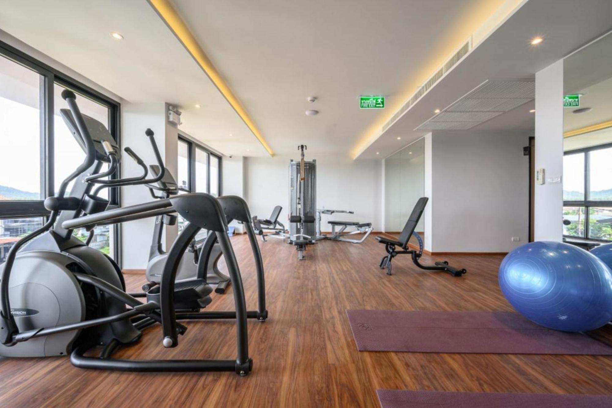 Tour De Phuket Hotel - Sha Plus Таланг Екстериор снимка