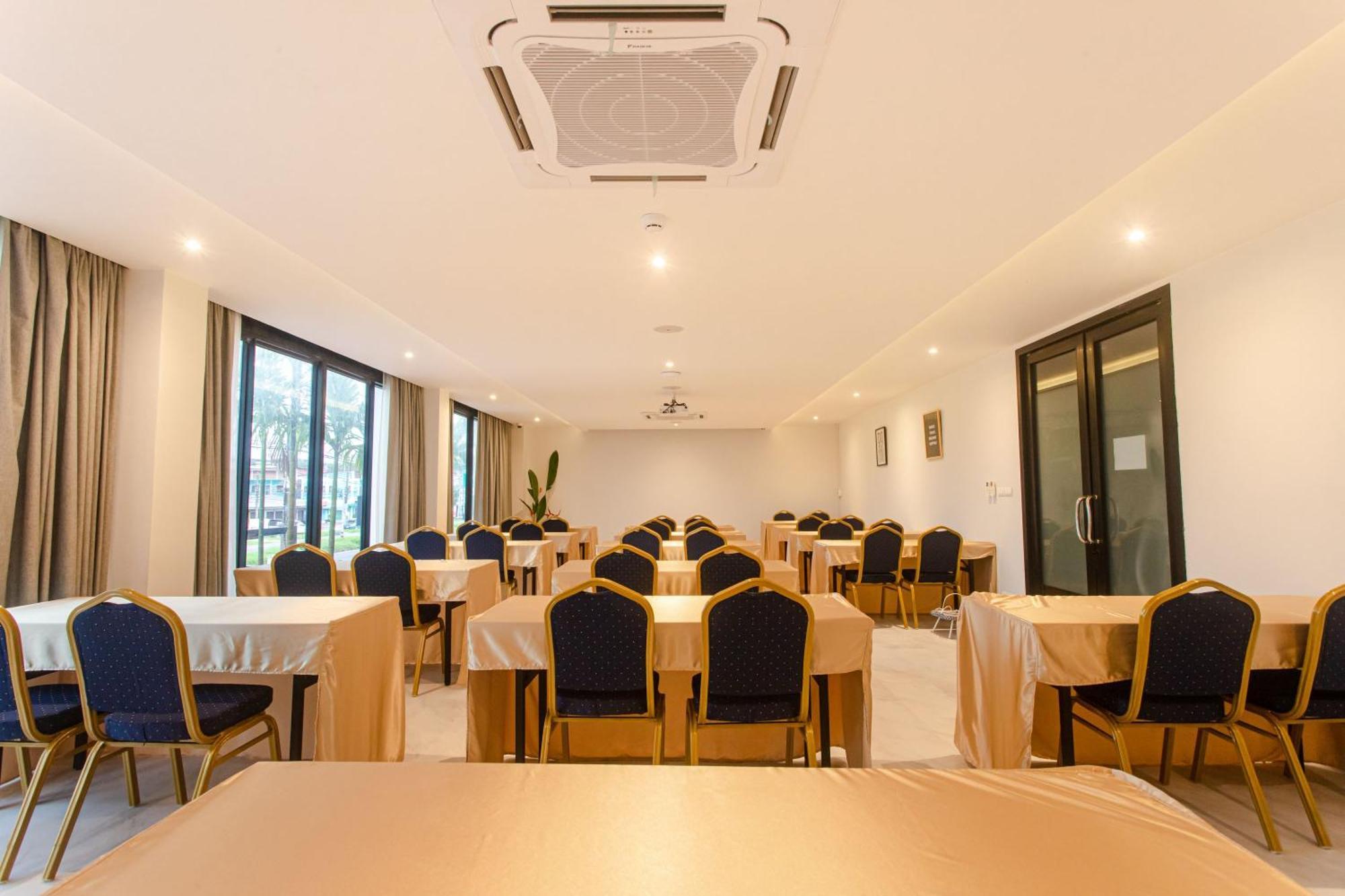 Tour De Phuket Hotel - Sha Plus Таланг Екстериор снимка