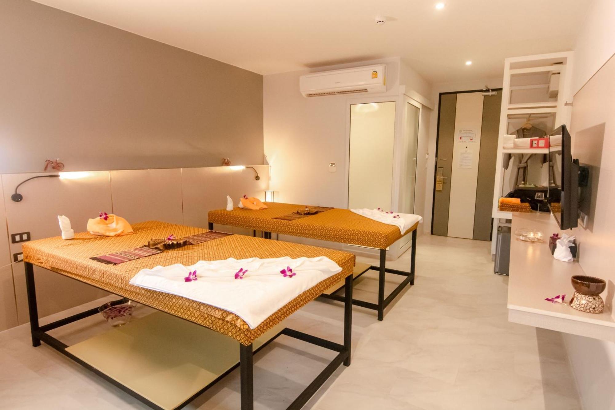 Tour De Phuket Hotel - Sha Plus Таланг Екстериор снимка