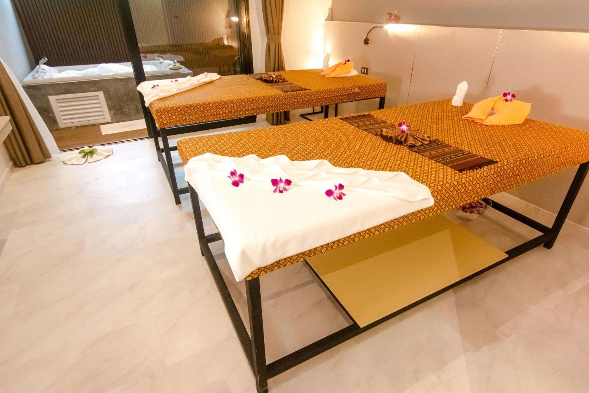 Tour De Phuket Hotel - Sha Plus Таланг Екстериор снимка