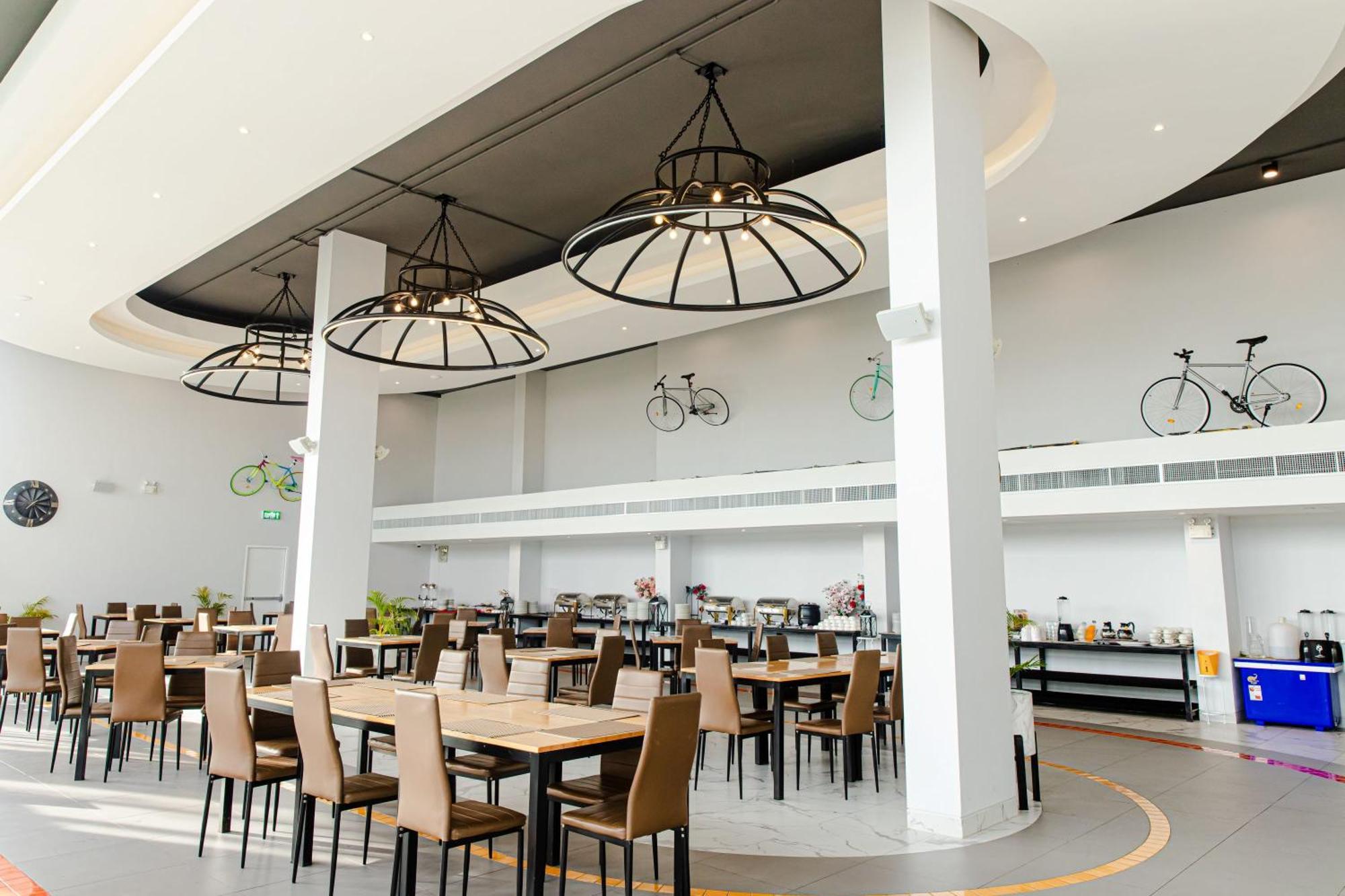 Tour De Phuket Hotel - Sha Plus Таланг Екстериор снимка